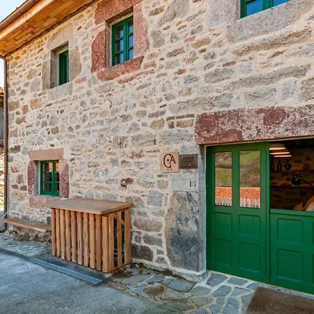 Casa De Aldea La Casita Verde Alpstuga *